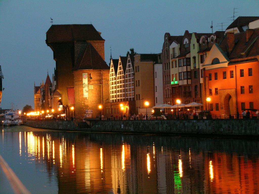 Grand-Tourist Center Point Apartments Gdańsk Zewnętrze zdjęcie